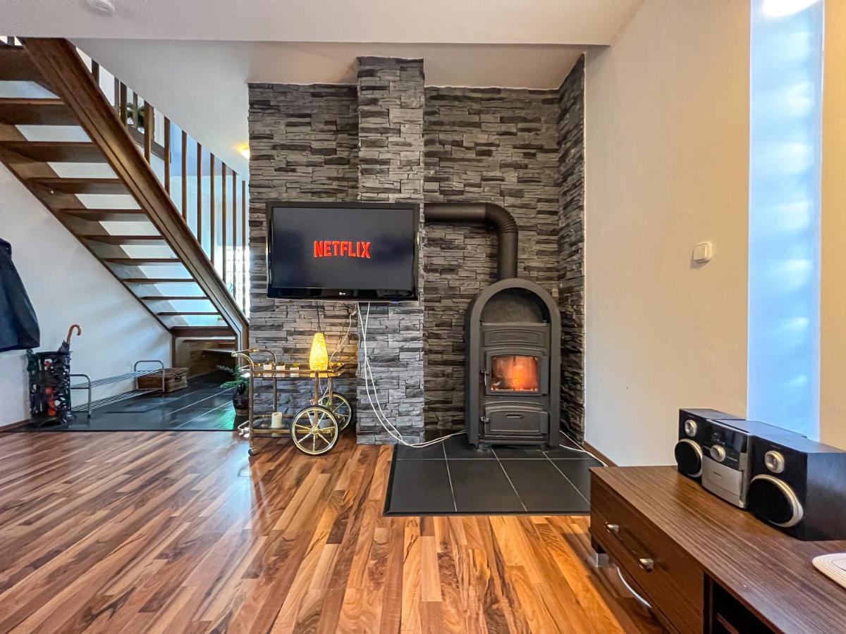 Sunnyside Apartmanhaz 佐洛卡罗斯 外观 照片