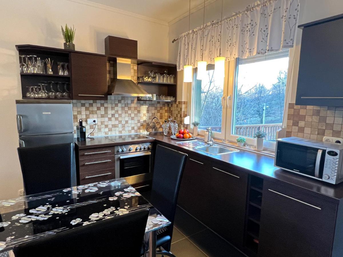 Sunnyside Apartmanhaz 佐洛卡罗斯 外观 照片