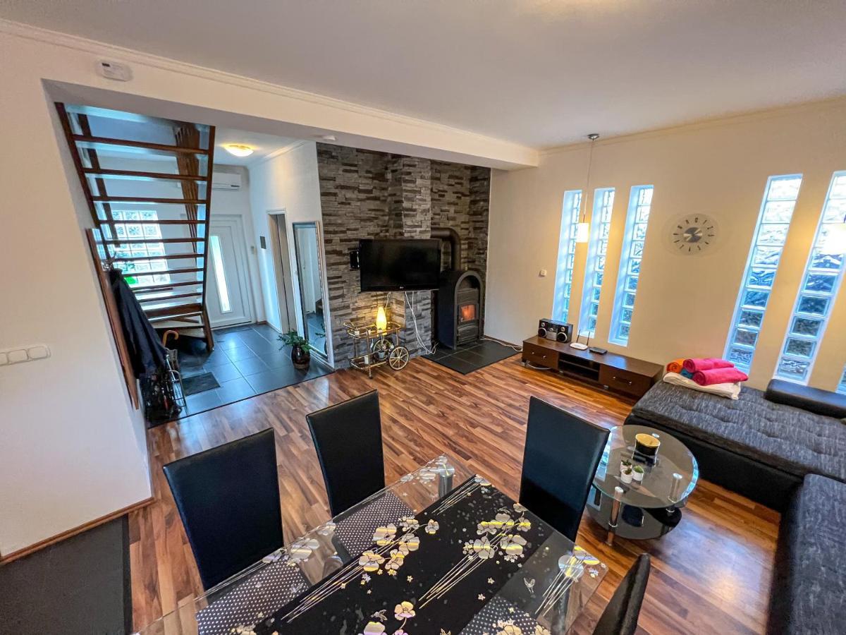 Sunnyside Apartmanhaz 佐洛卡罗斯 外观 照片