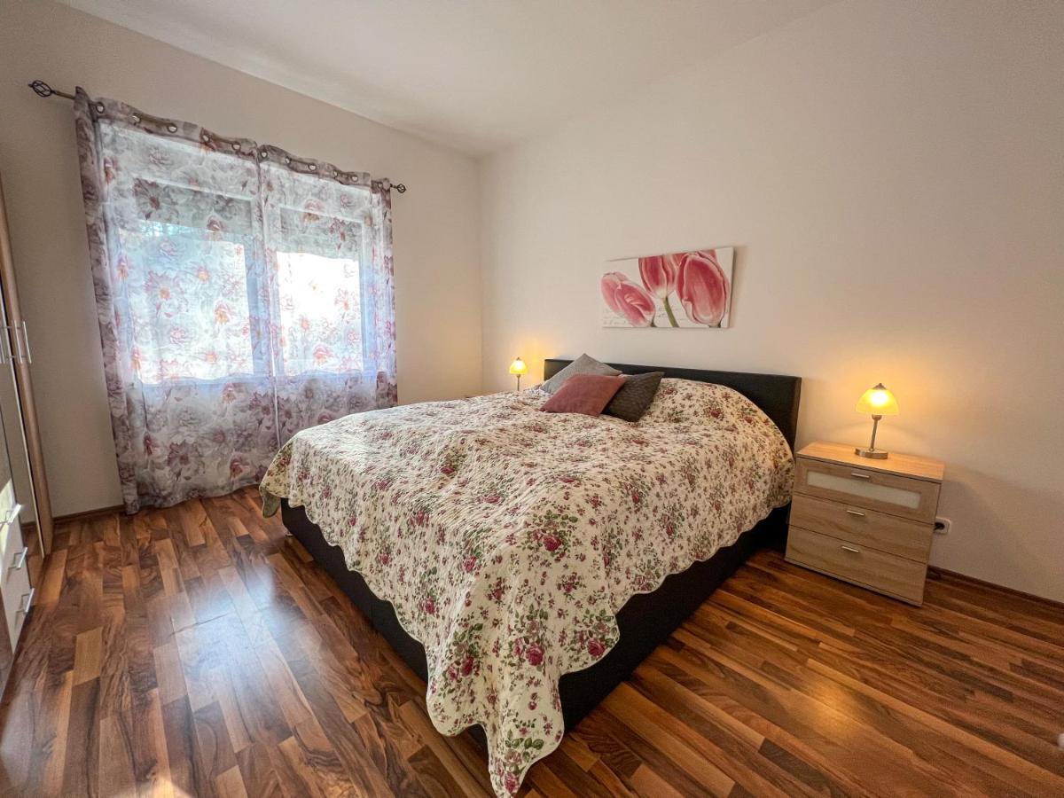 Sunnyside Apartmanhaz 佐洛卡罗斯 外观 照片