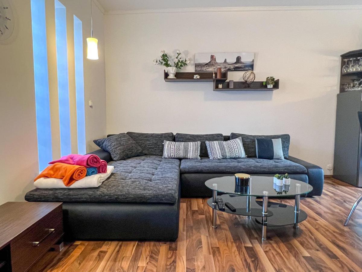 Sunnyside Apartmanhaz 佐洛卡罗斯 外观 照片