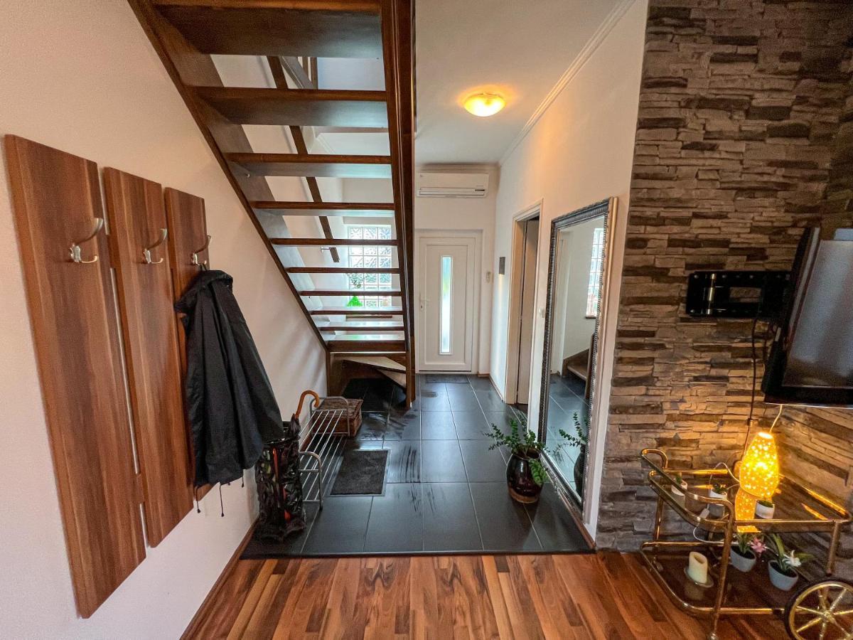 Sunnyside Apartmanhaz 佐洛卡罗斯 外观 照片